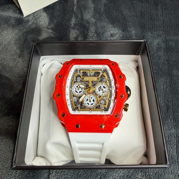 Red and White Activa x Invicta Watch - Picture 4 of 7